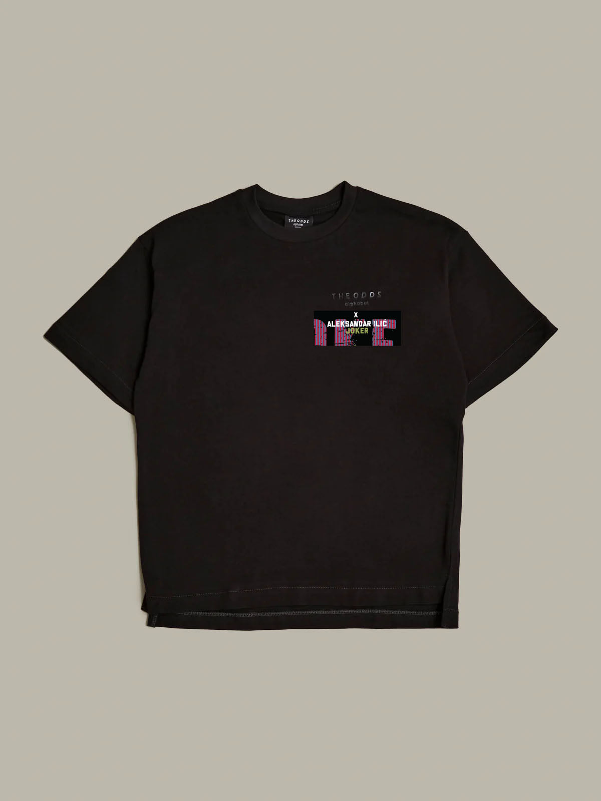 Loose T-Shirt Storm Grey / alphabet | THE ODDS Fashion