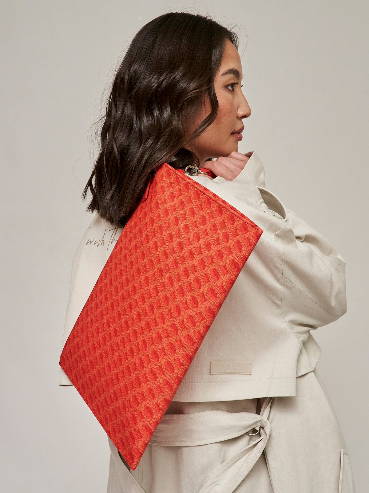 Unlmtd Odds Universal Pouch Size L Odd Orange/ LMTD edition