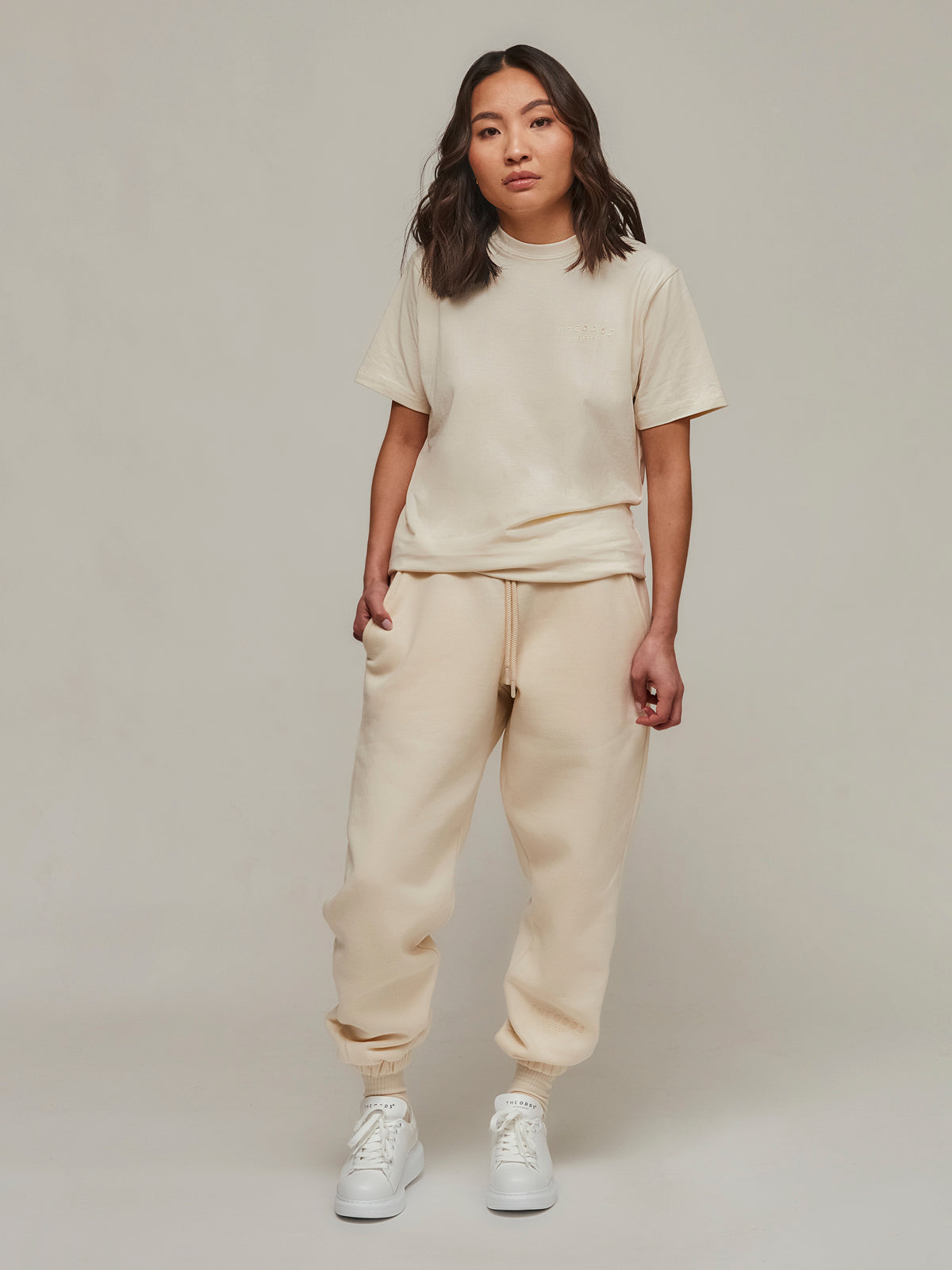 Buttercream Regular Fit T-Shirt/ alphabet