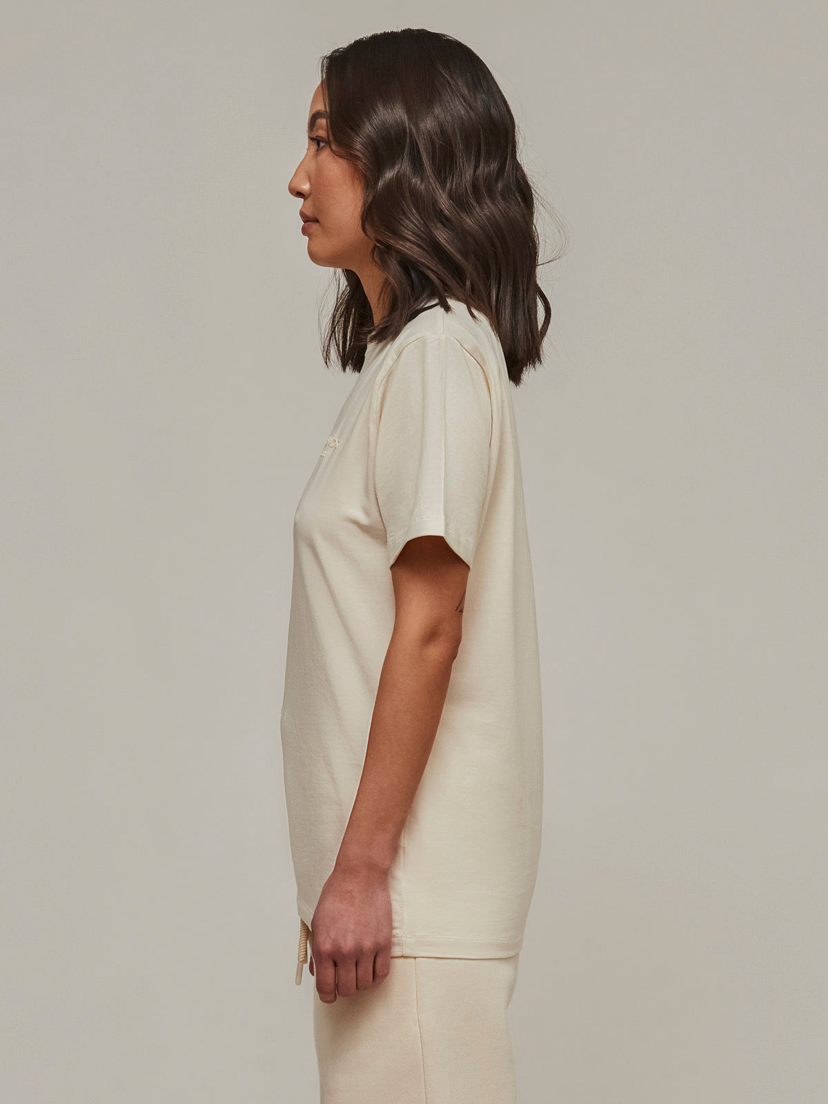 Buttercream Regular Fit T-Shirt/ alphabet