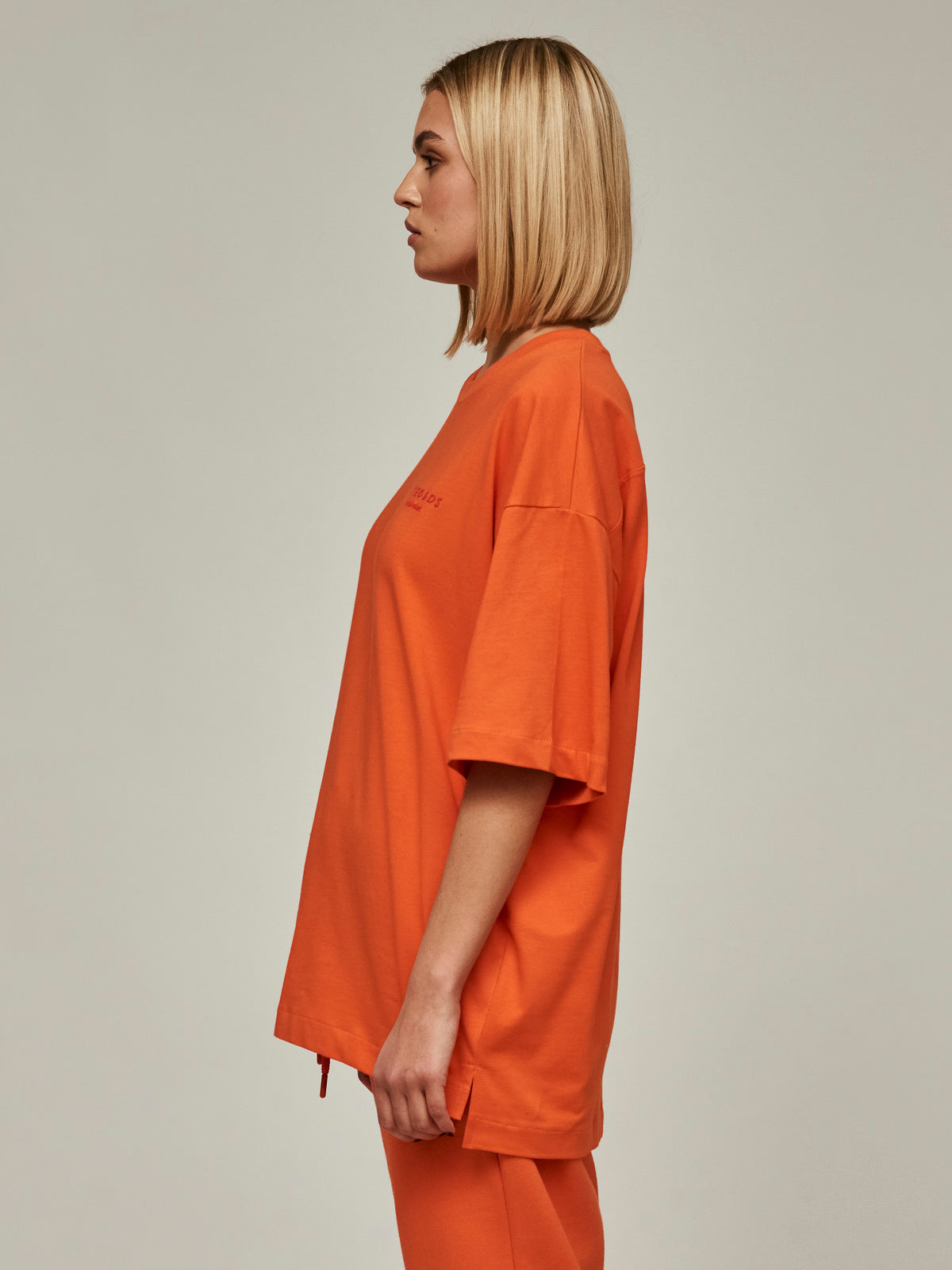 Loose T-Shirt Odd Orange/ alphabet
