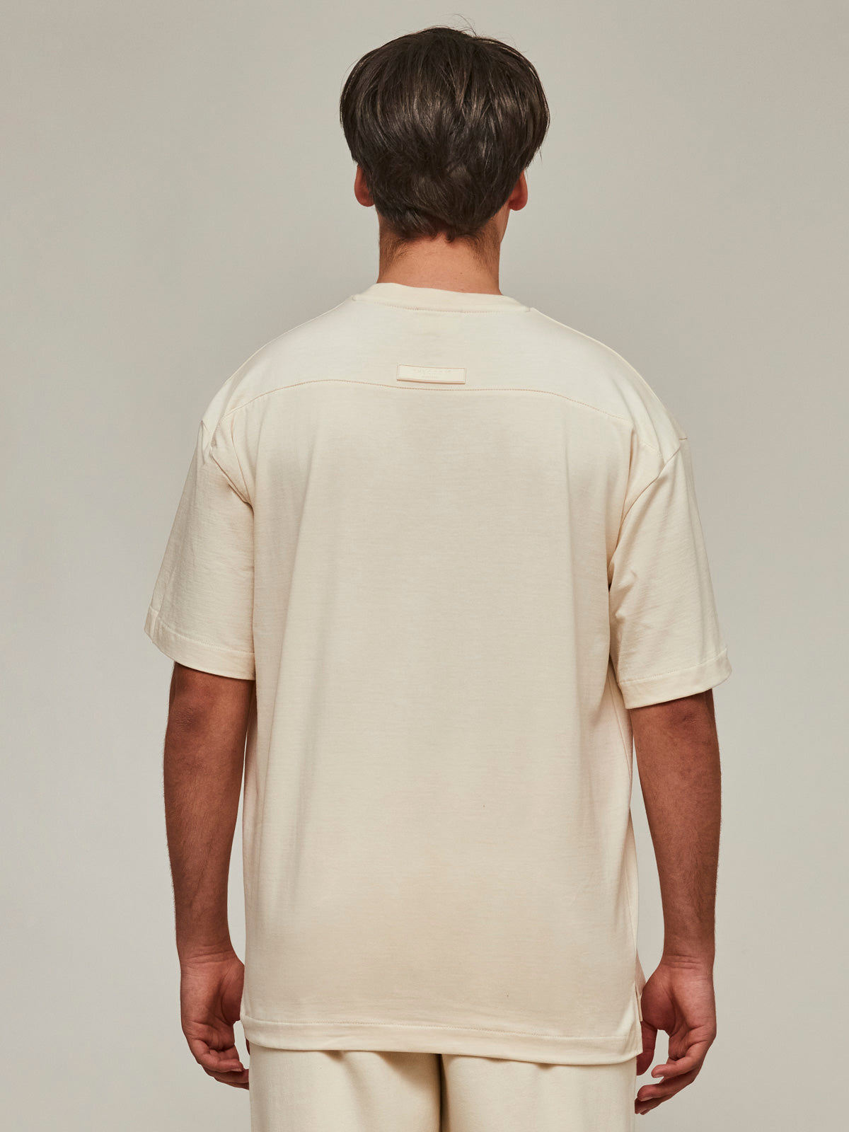 Loose T-Shirt Buttercream/ alphabet