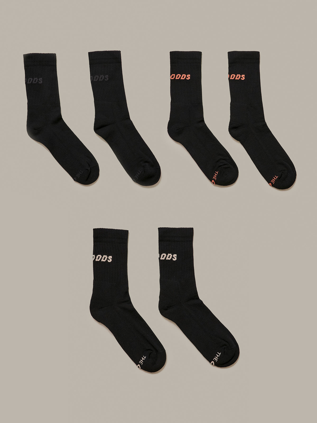 Black Rear Logo Crew Socks Set of 3/ alphabet